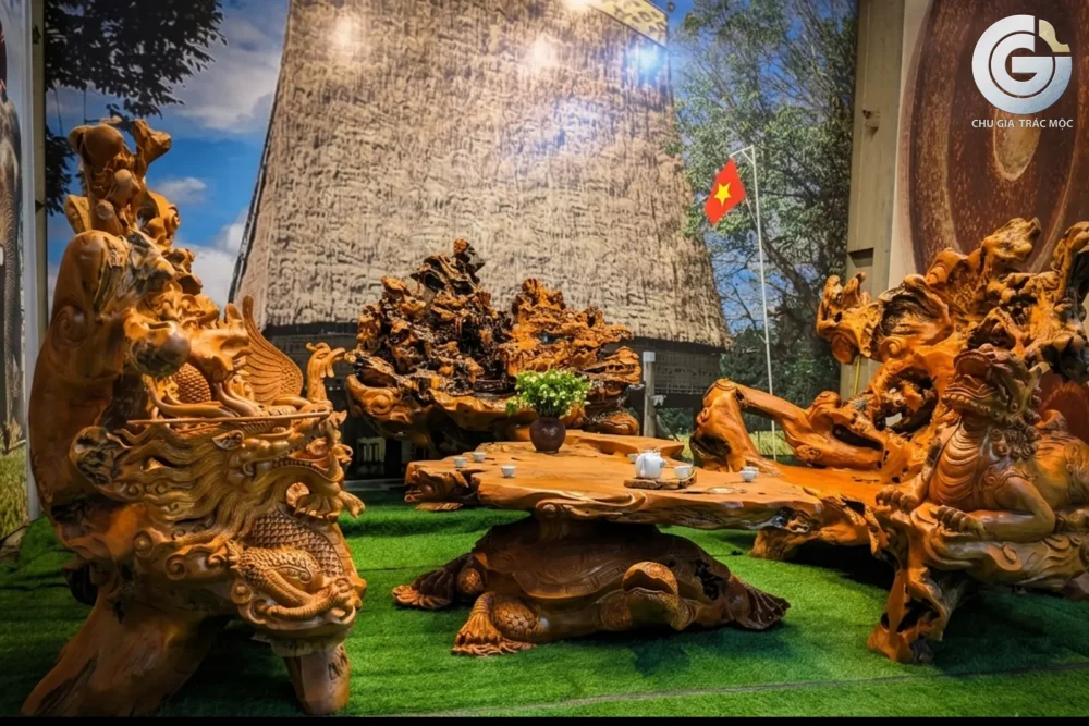 Bộ bàn ghế Tứ Linh (Gỗ Lũa trai vàng) - Hình ảnh 7