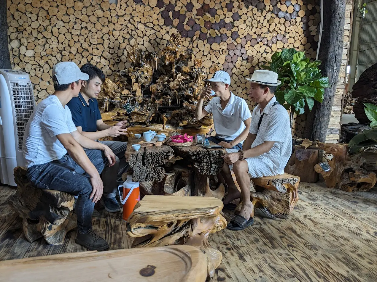Khách hàng (11/8/2024)