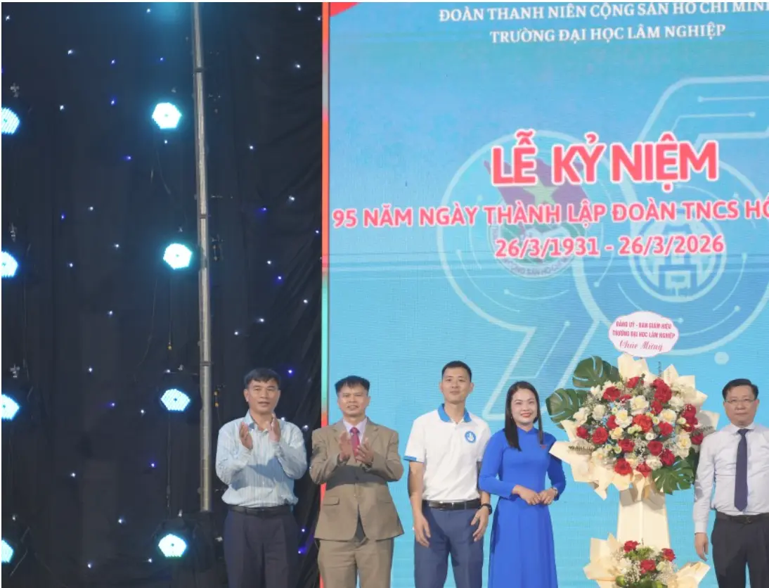 Tuổi trẻ Đại học Lâm nghiệp viết tiếp “hành trình xanh”