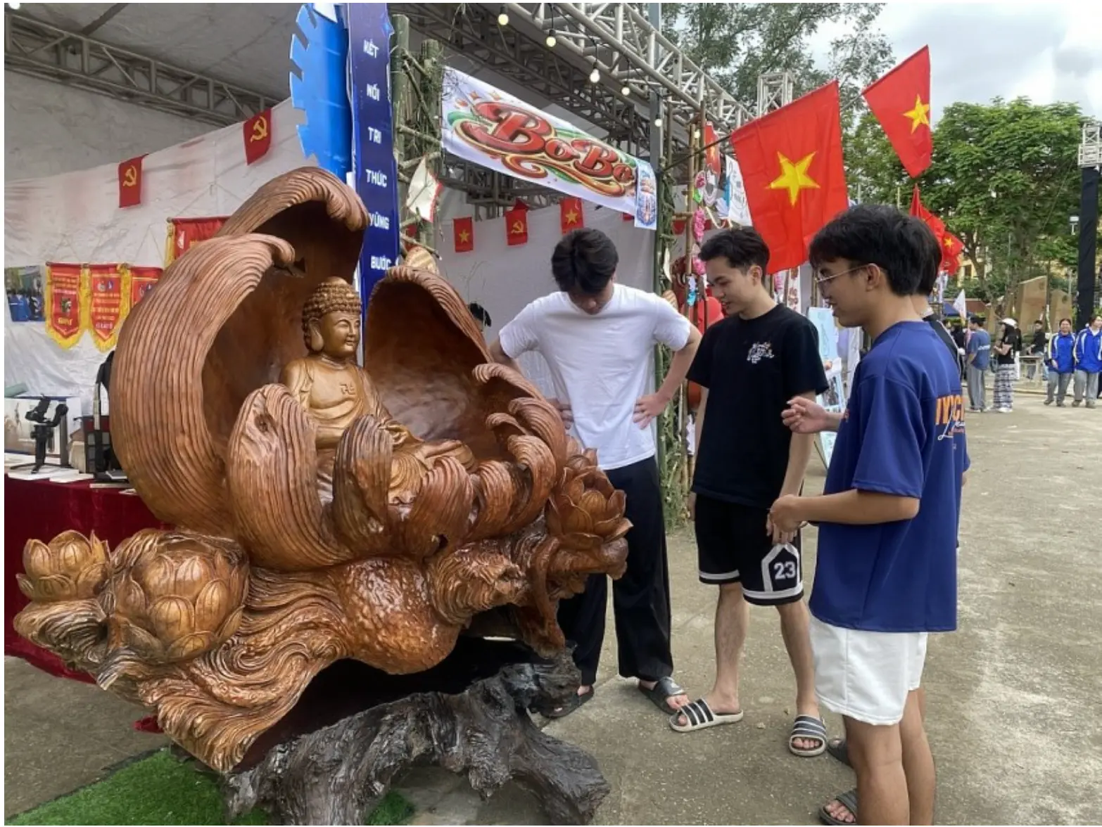 Tuổi trẻ Đại học Lâm nghiệp viết tiếp “hành trình xanh”